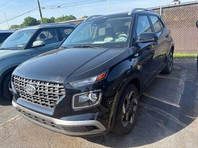 2023 Hyundai VENUE SEL IVT