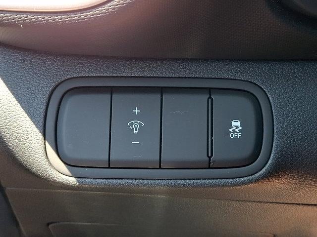 2023 Hyundai VENUE SEL IVT