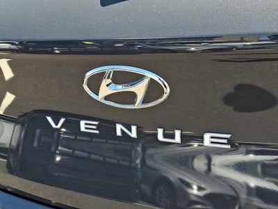 2023 Hyundai VENUE SEL IVT